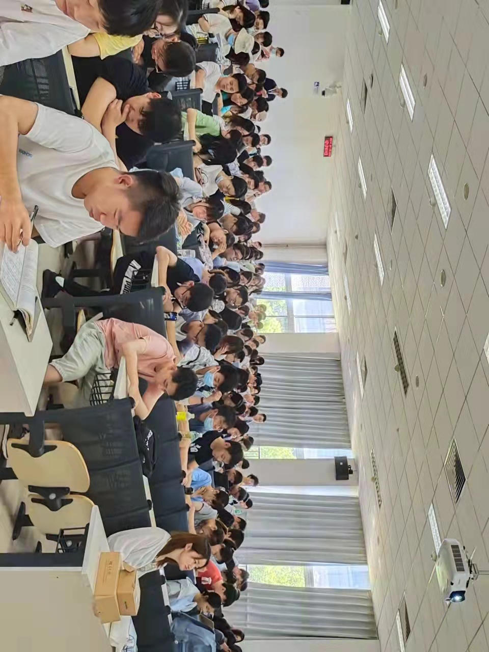 新澳门六合彩直播