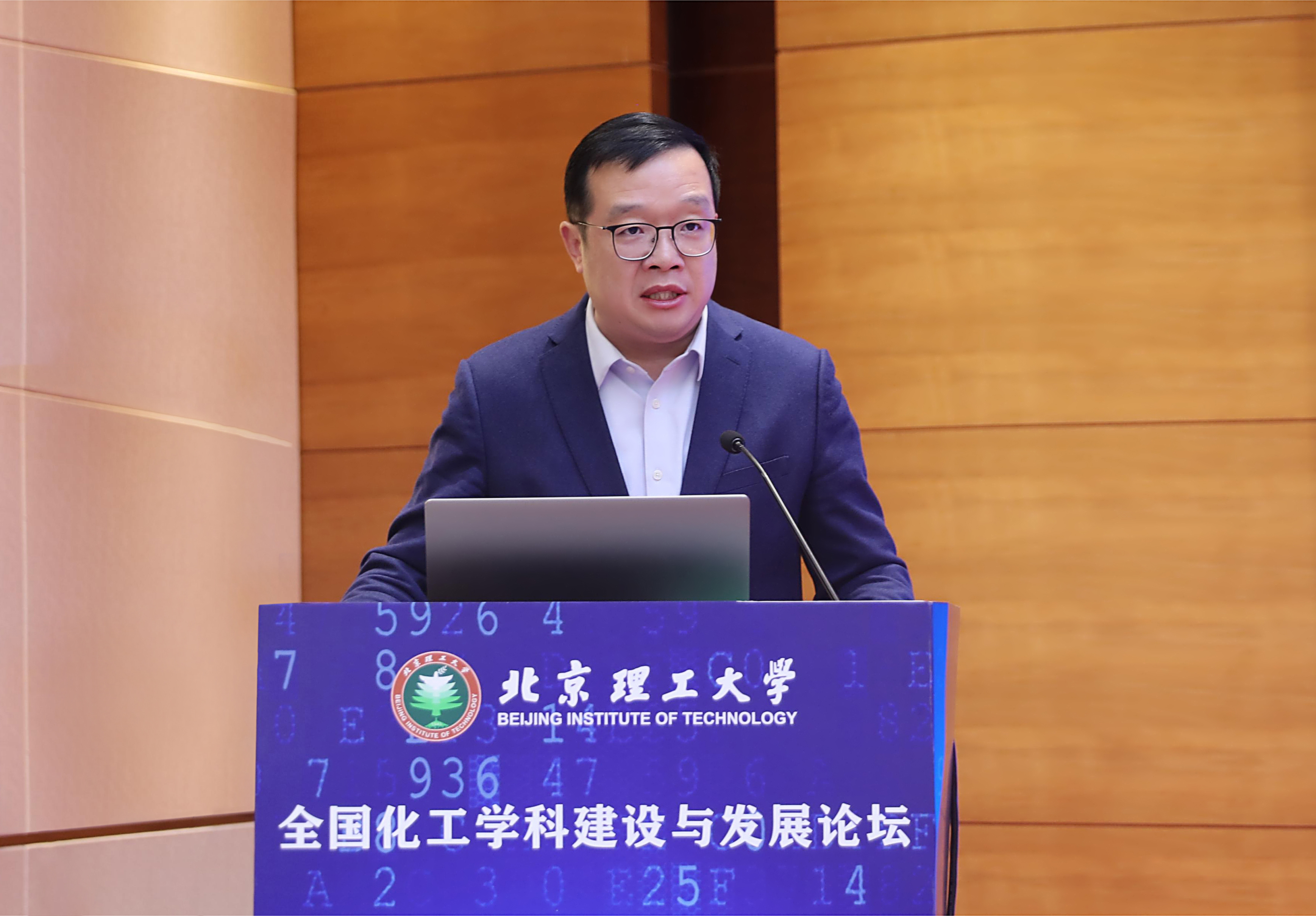 新澳门六合彩直播