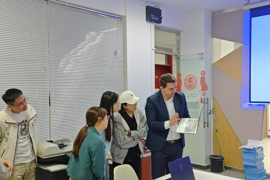 新澳门六合彩直播